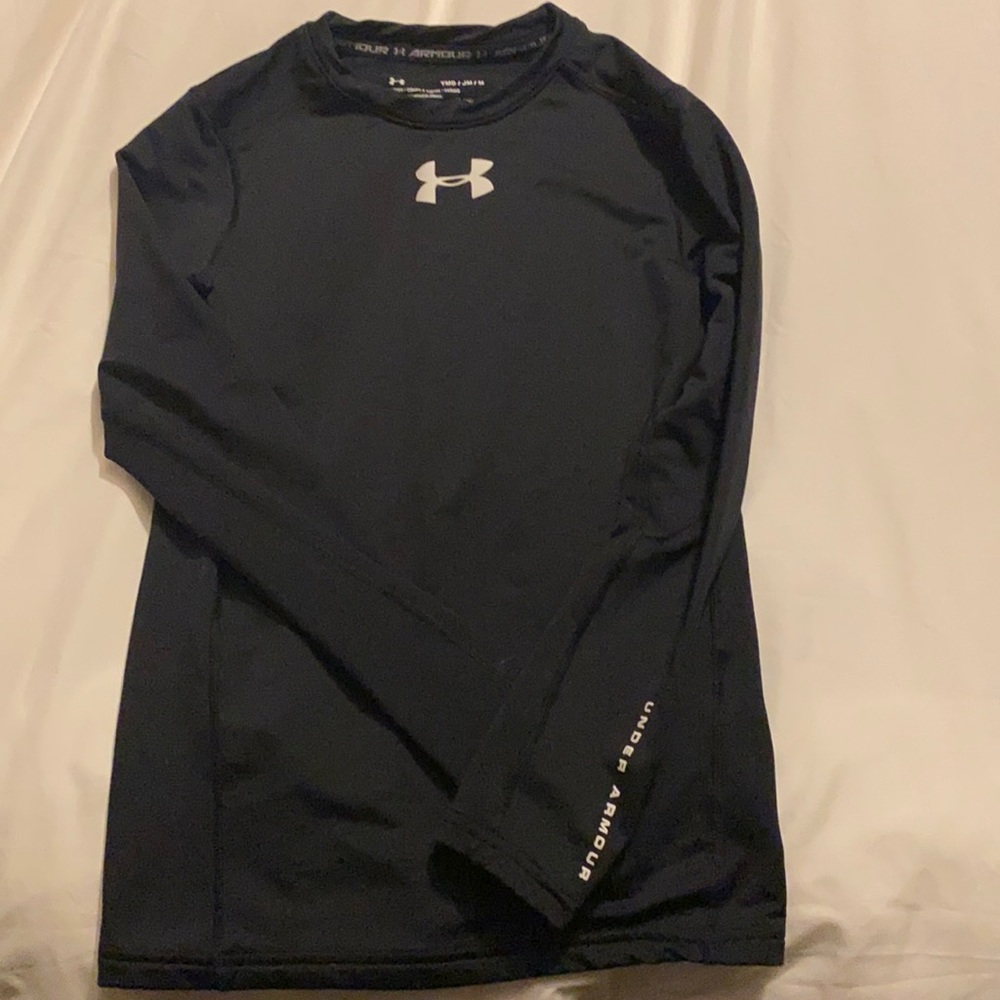 UnderArmour LongSleeve Athletic wear for cooler weather thick material